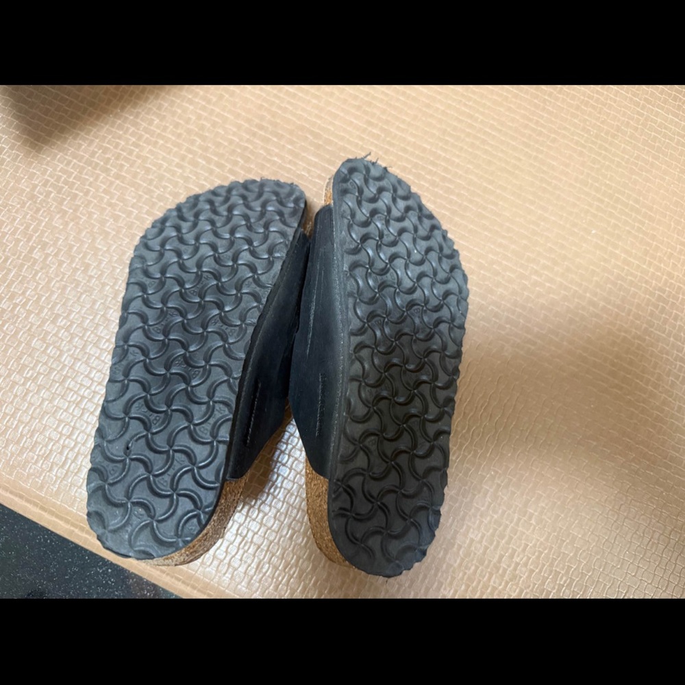 Birkenstock Black Two-Strap Arizona Kids Sandals - Picture 3 of 3